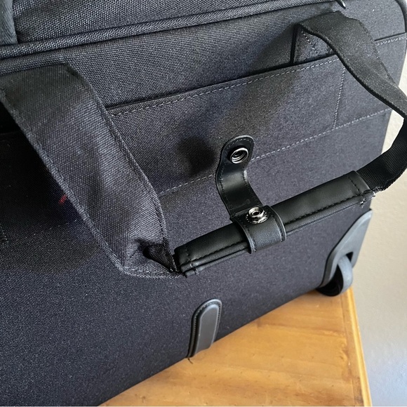 NWT KROSER Maletin Expandible Travel Bag Laptops Roller Black Telescope Zipper - Picture 9 of 11